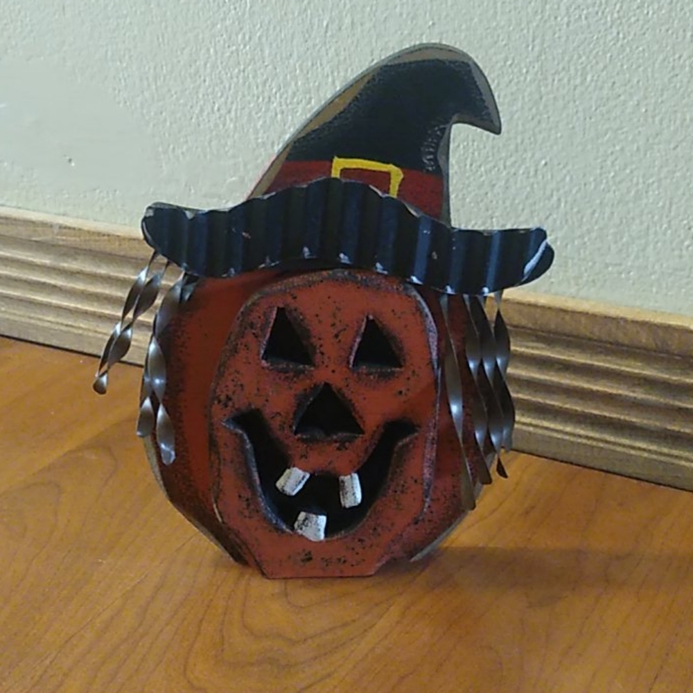 Halloween Decor